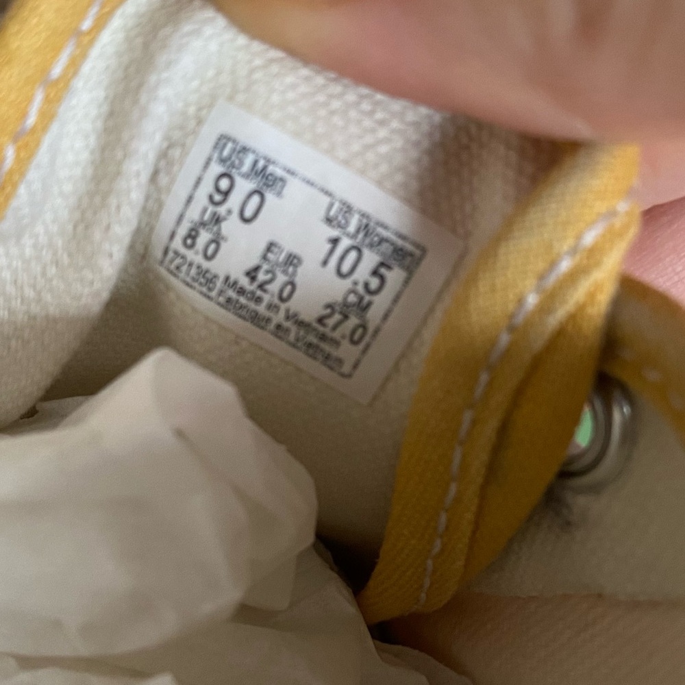 VANS Classic yellow lace up low tops - Picture 11 of 11